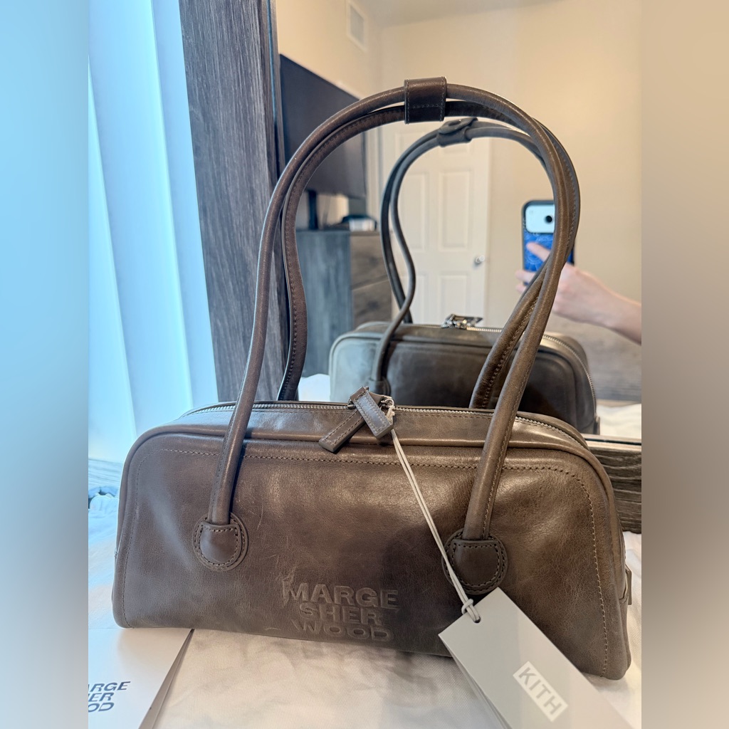 Margesherwood Soft Baguette Bag In Grey